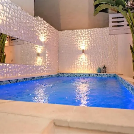 别墅 Luxury With Private Heated Pool And Jacuzzi 奎特里拉