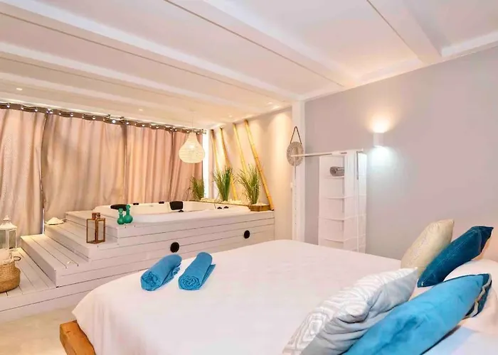 Luxury With Private Heated Pool And Jacuzzi Quarteira