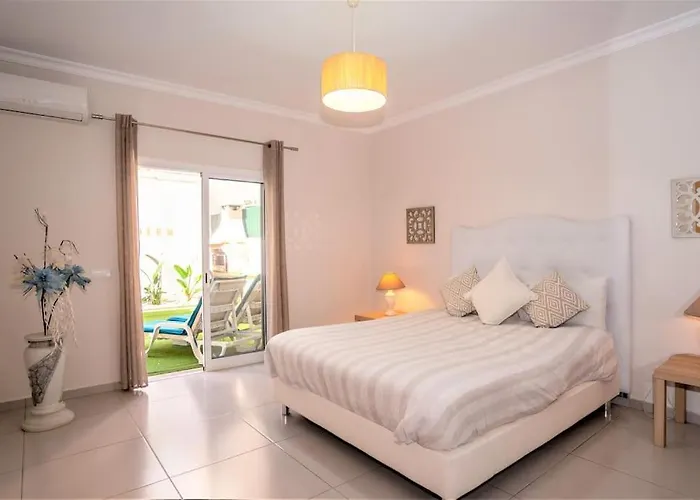 Luxury With Private Heated Pool And Jacuzzi *