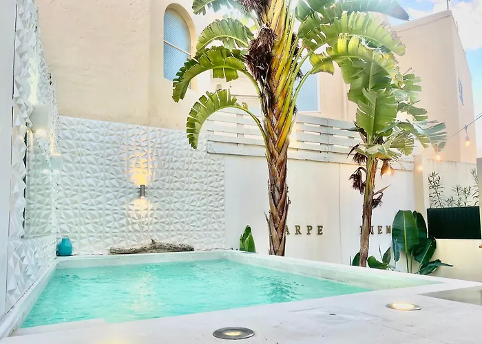 Luxury With Private Heated Pool And Jacuzzi Villa *