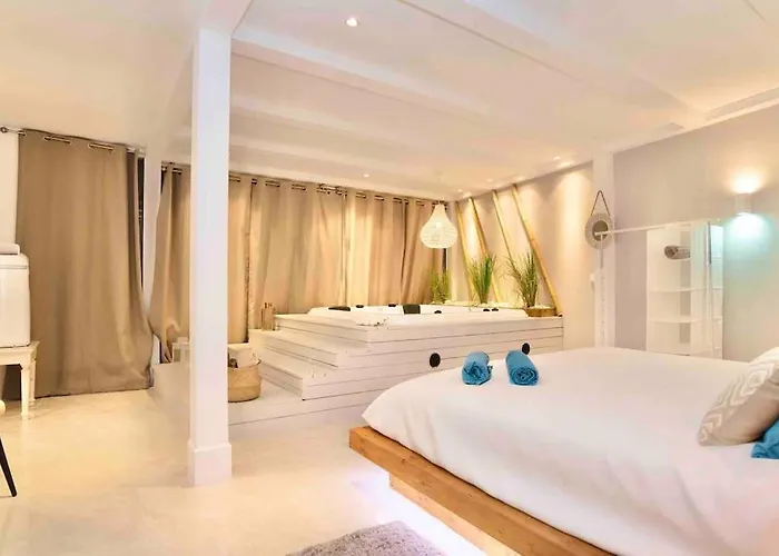 Villa Luxury With Private Heated Pool And Jacuzzi Quarteira